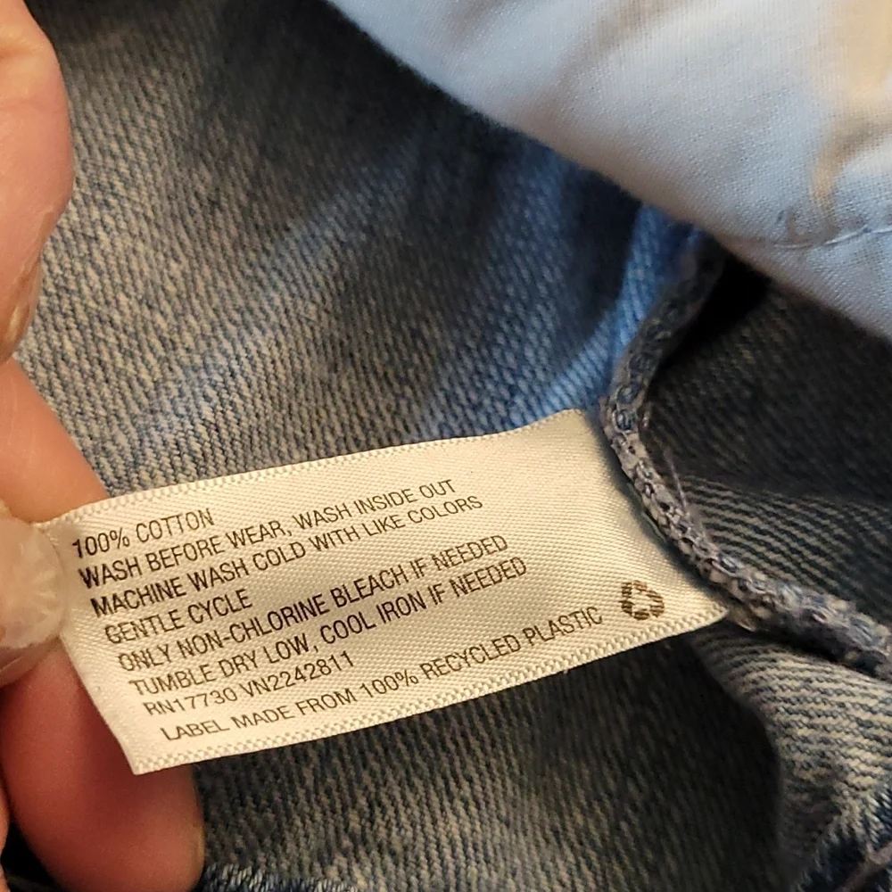 ART CLASS Graphic Studed Denim Jean Jacket M